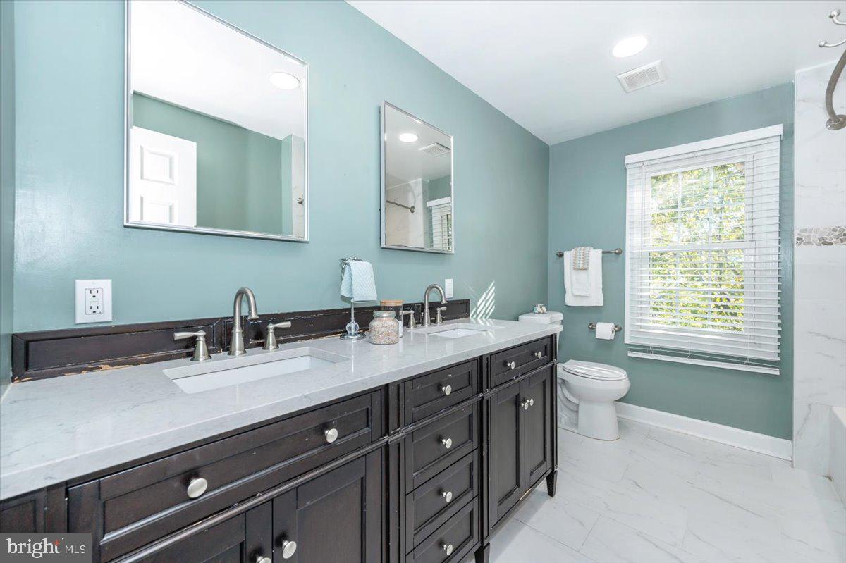 HALLOWELL - Residential