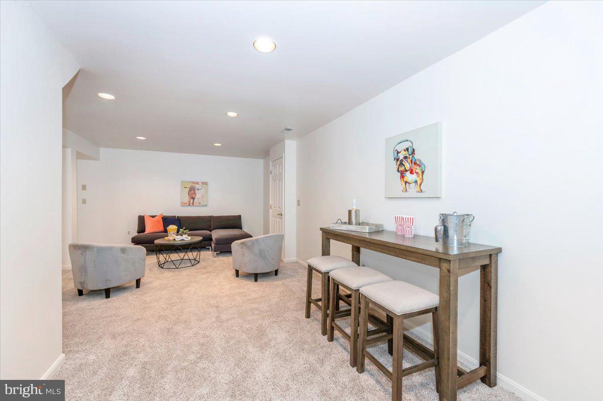 HALLOWELL - Residential