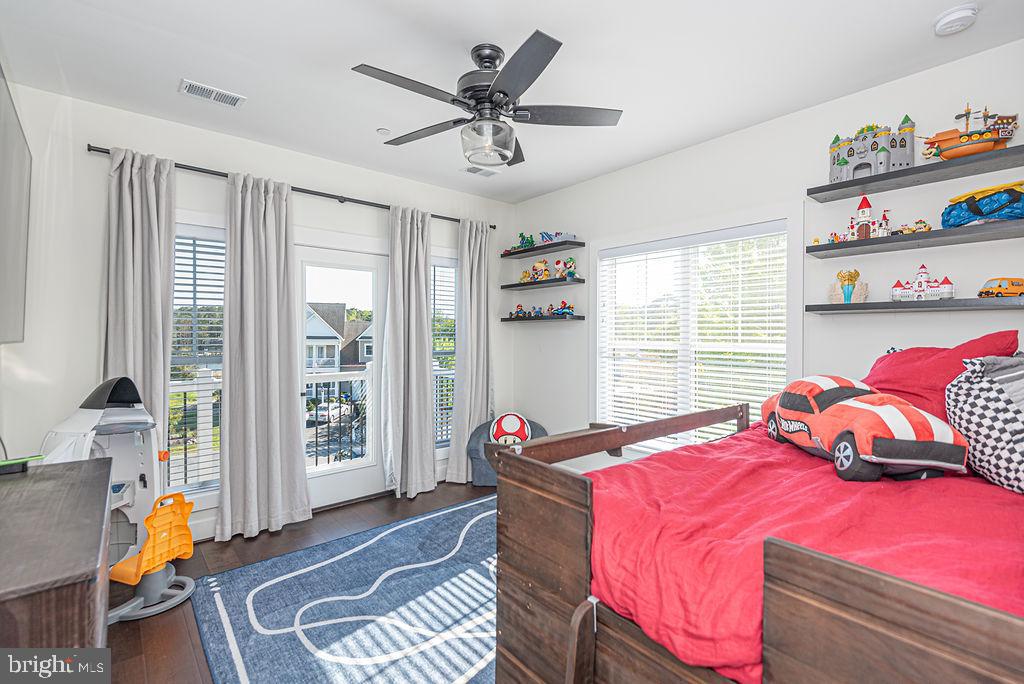 BAY VIEW ESTATES - Residential