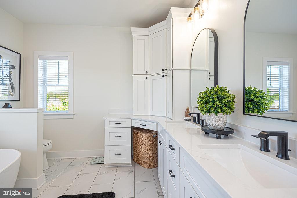 BAY VIEW ESTATES - Residential