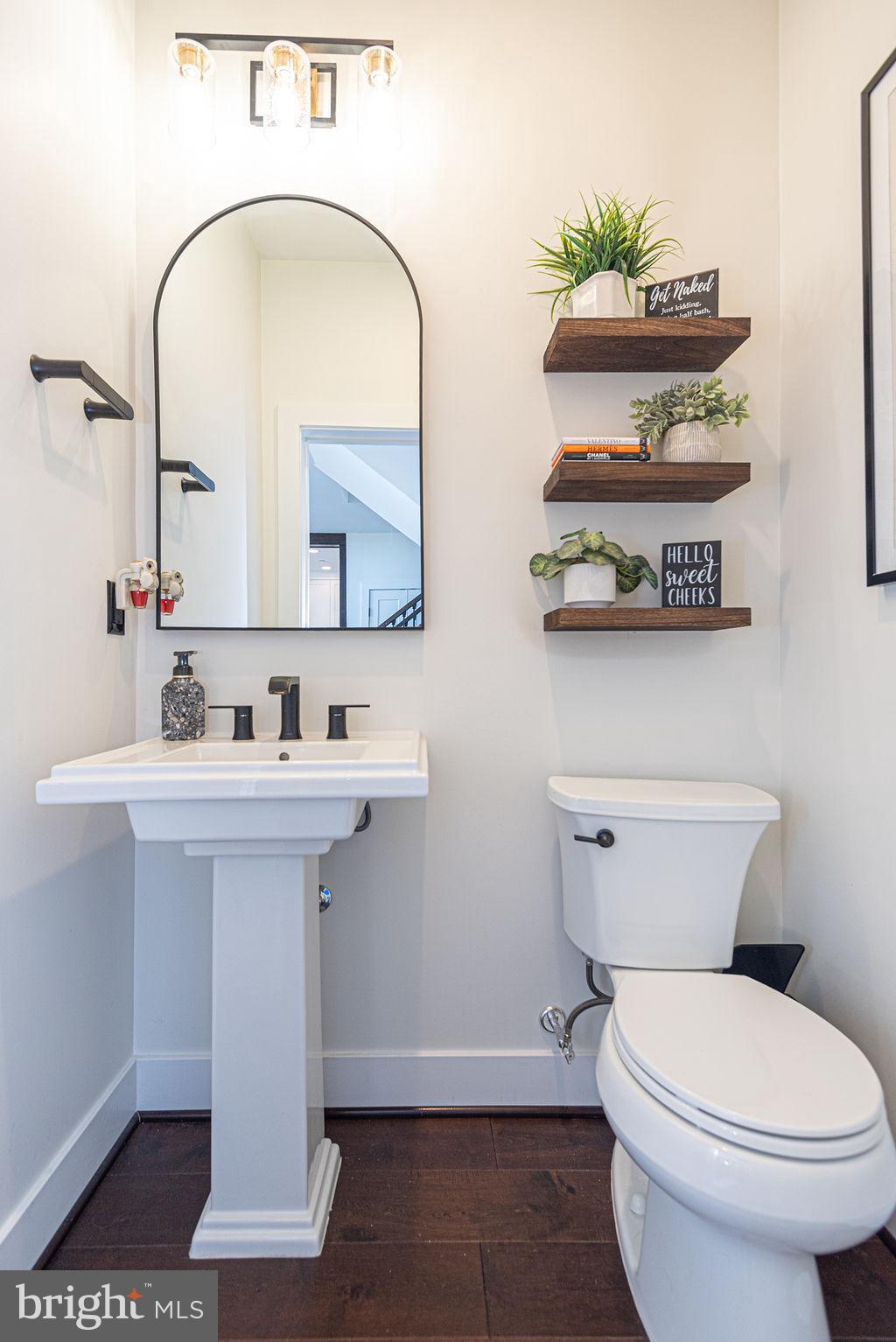 BAY VIEW ESTATES - Residential