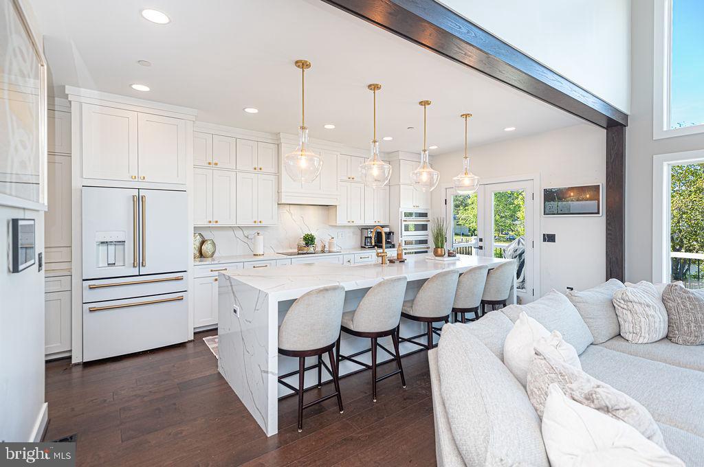 BAY VIEW ESTATES - Residential