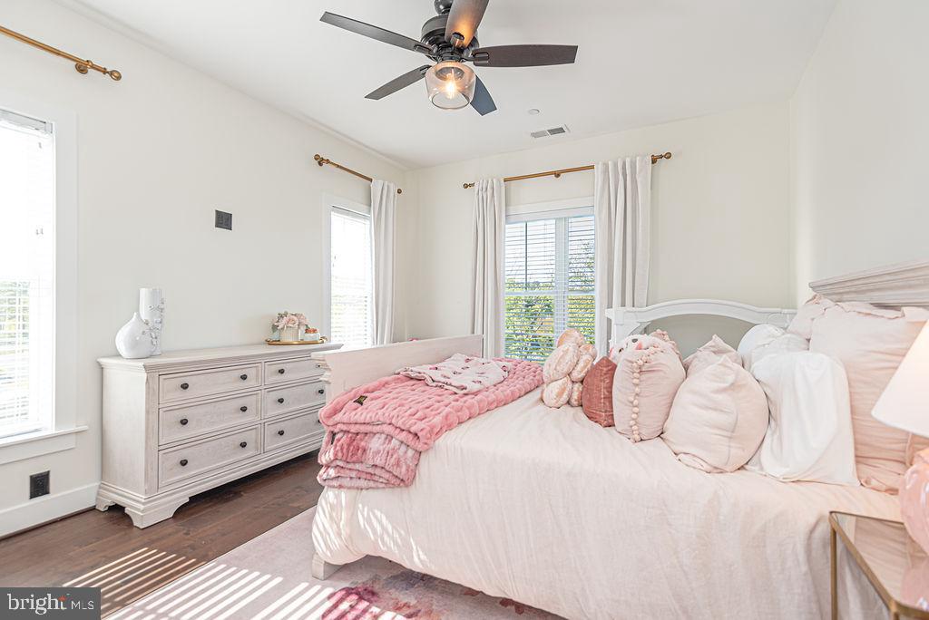 BAY VIEW ESTATES - Residential