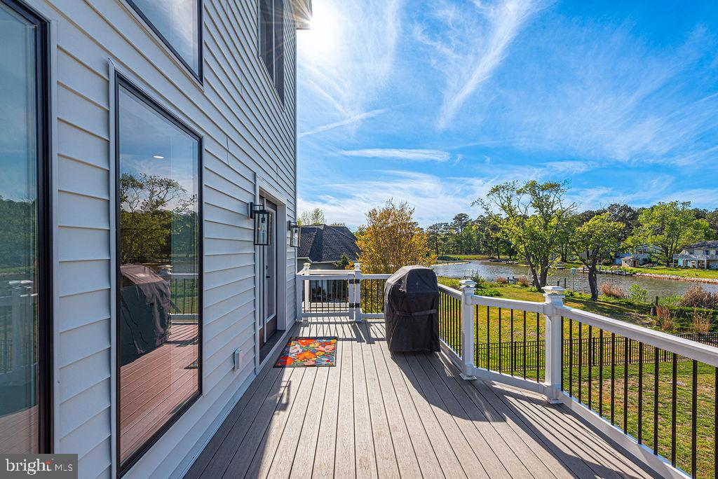 BAY VIEW ESTATES - Residential