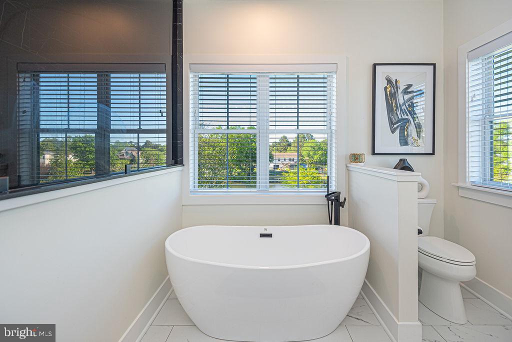 BAY VIEW ESTATES - Residential