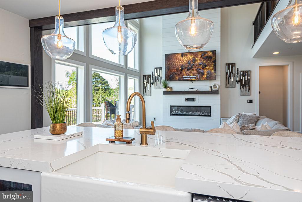 BAY VIEW ESTATES - Residential