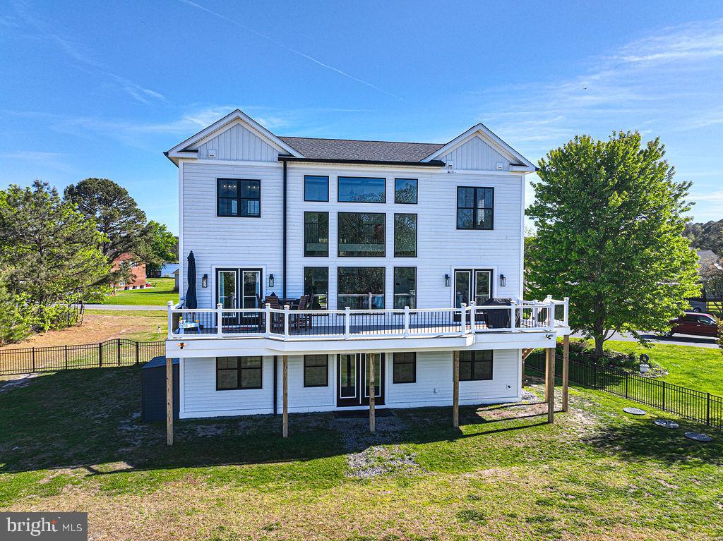 BAY VIEW ESTATES - Residential