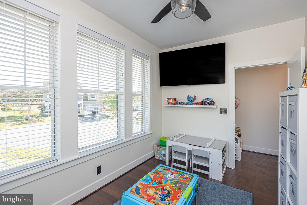 BAY VIEW ESTATES - Residential