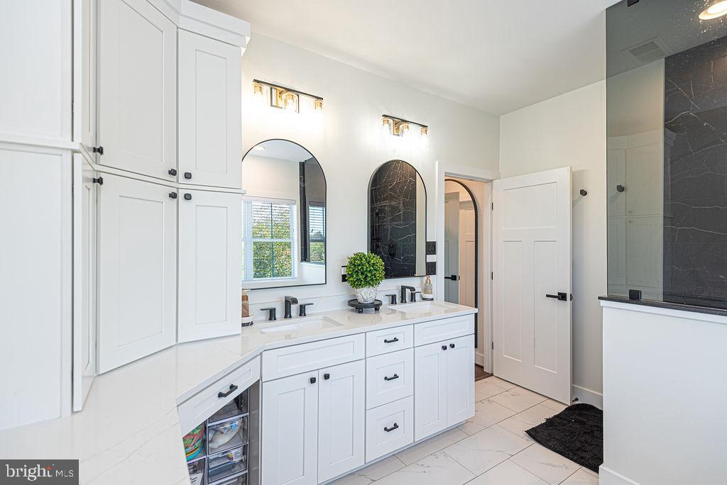 BAY VIEW ESTATES - Residential