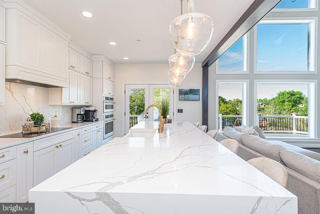 BAY VIEW ESTATES - Residential