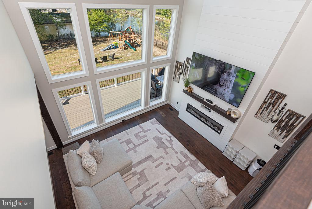 BAY VIEW ESTATES - Residential