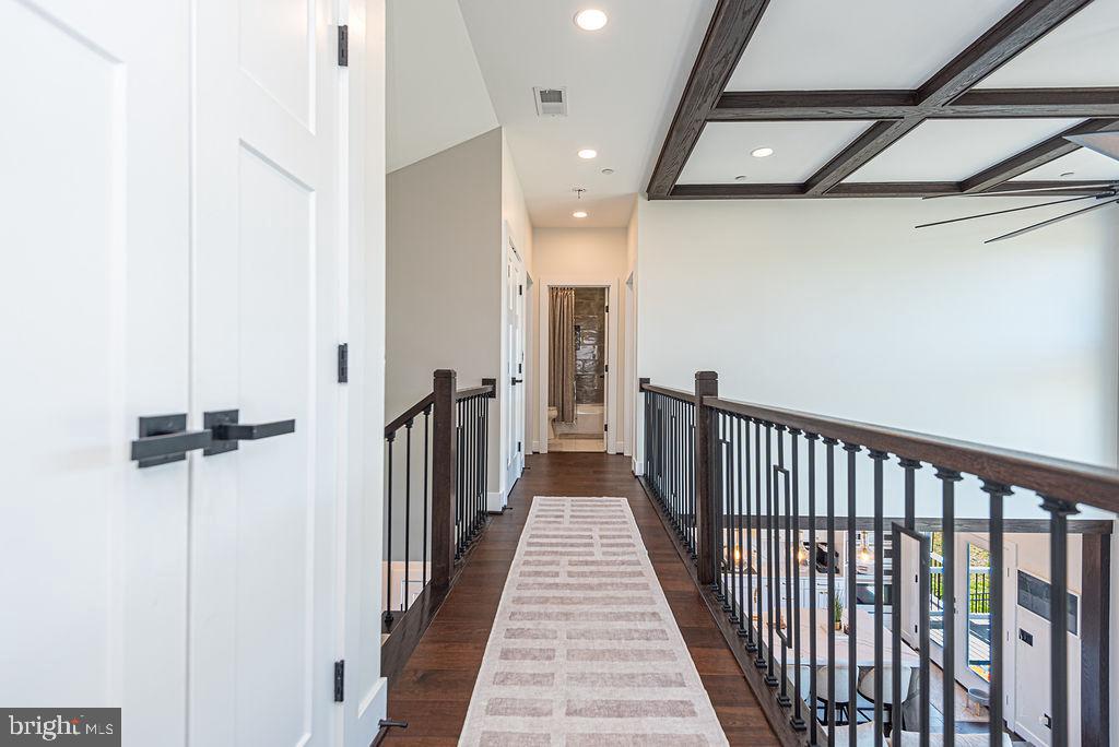 BAY VIEW ESTATES - Residential