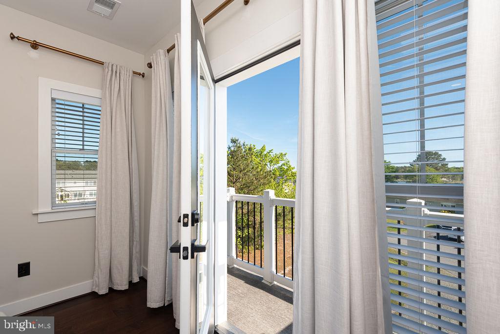 BAY VIEW ESTATES - Residential