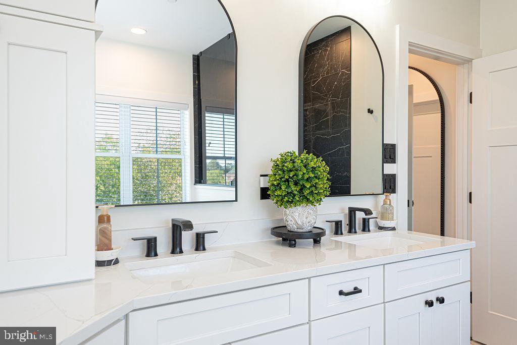 BAY VIEW ESTATES - Residential