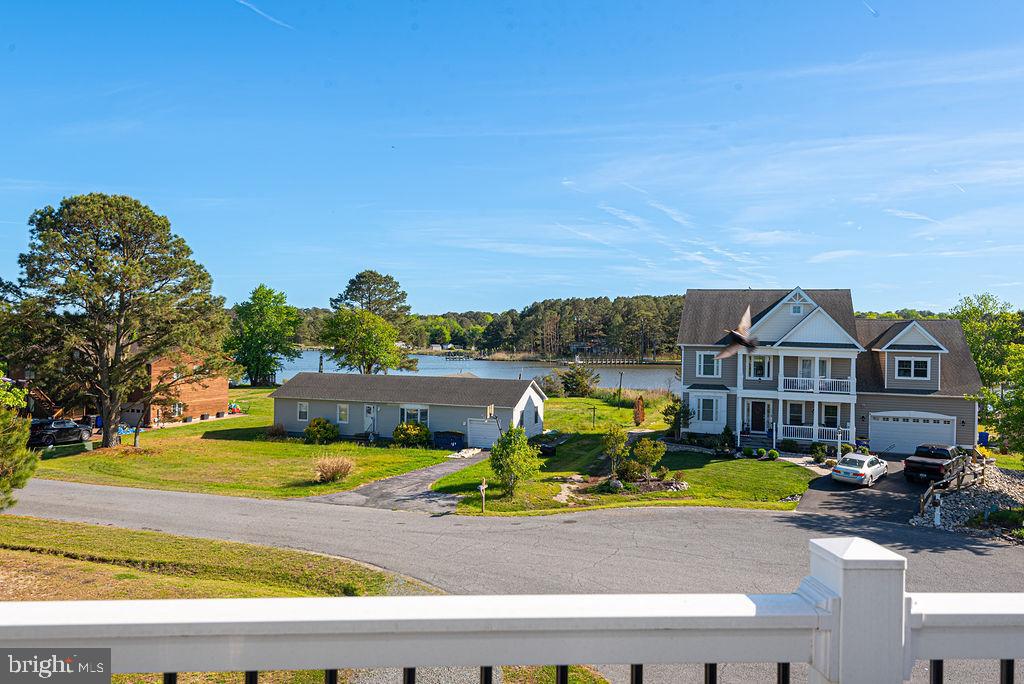 BAY VIEW ESTATES - Residential