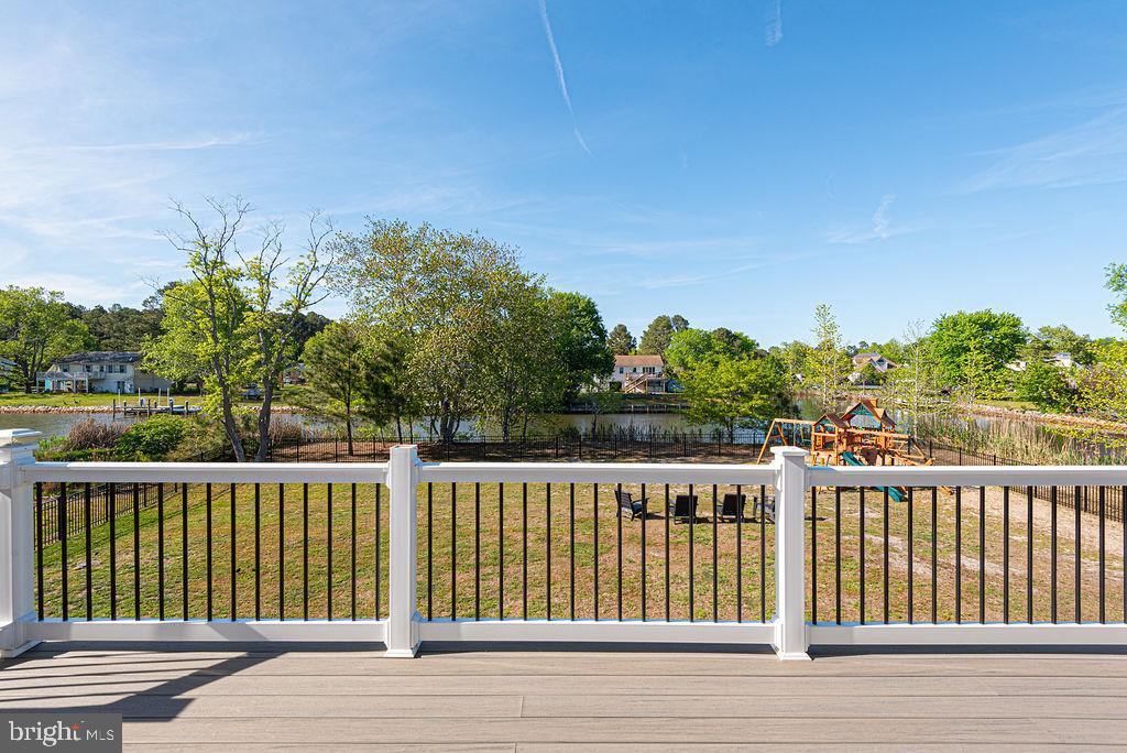 BAY VIEW ESTATES - Residential