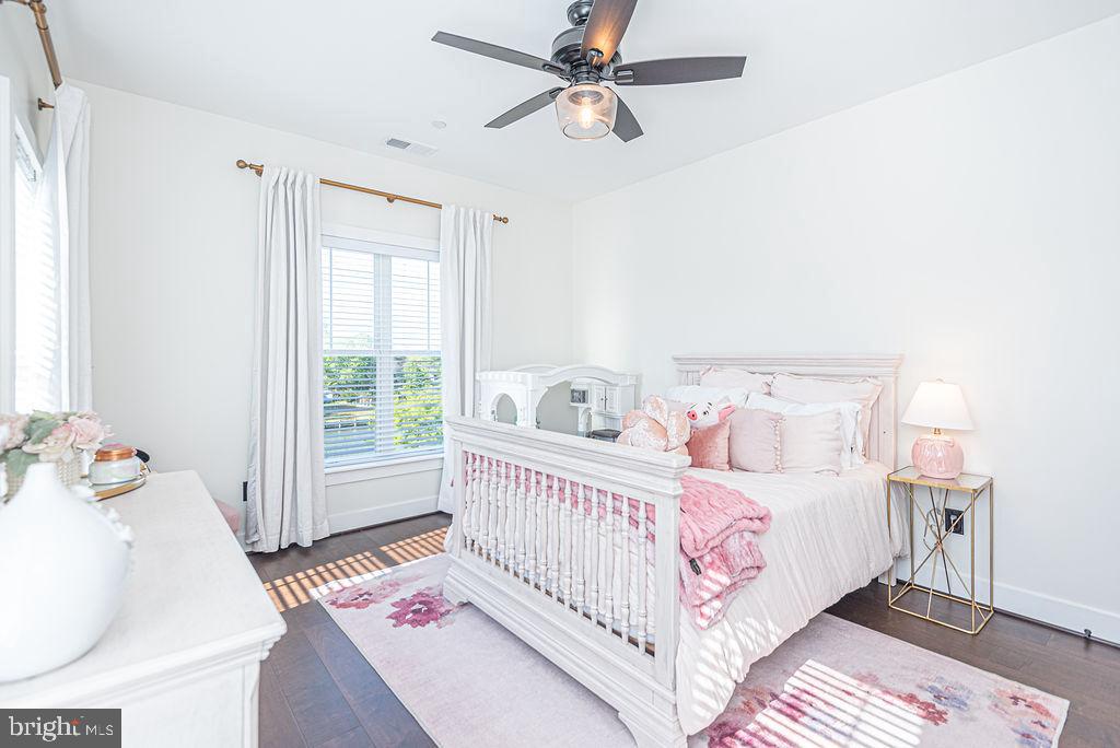 BAY VIEW ESTATES - Residential