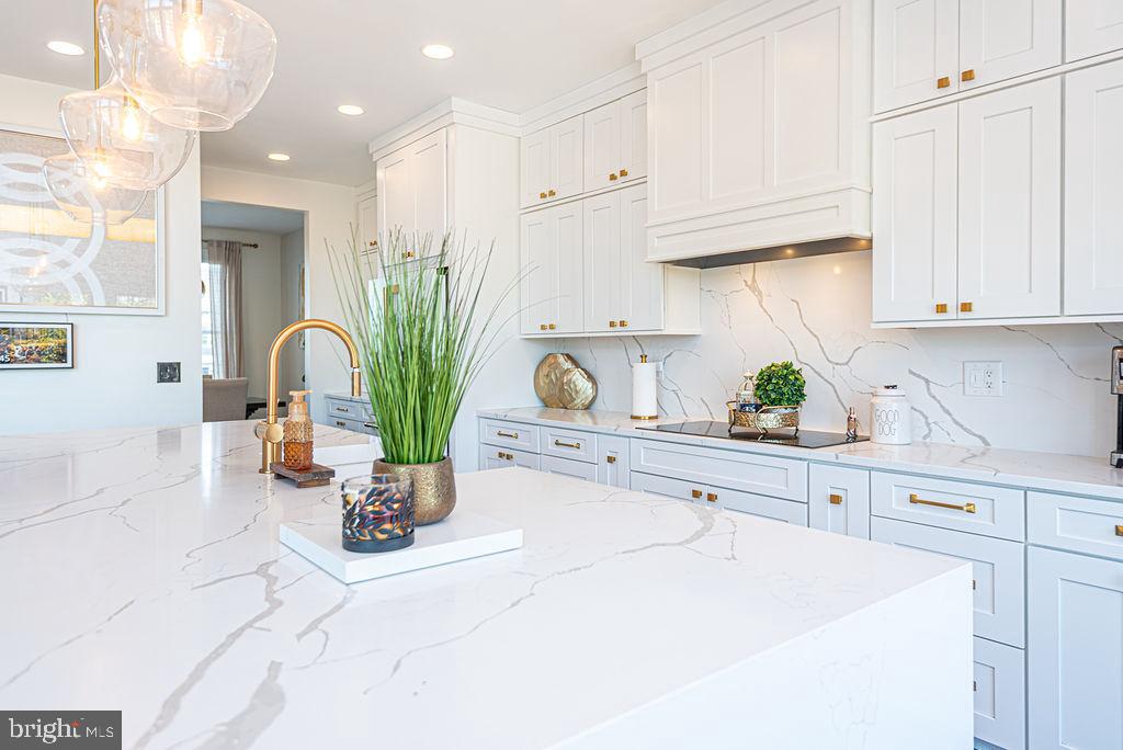 BAY VIEW ESTATES - Residential