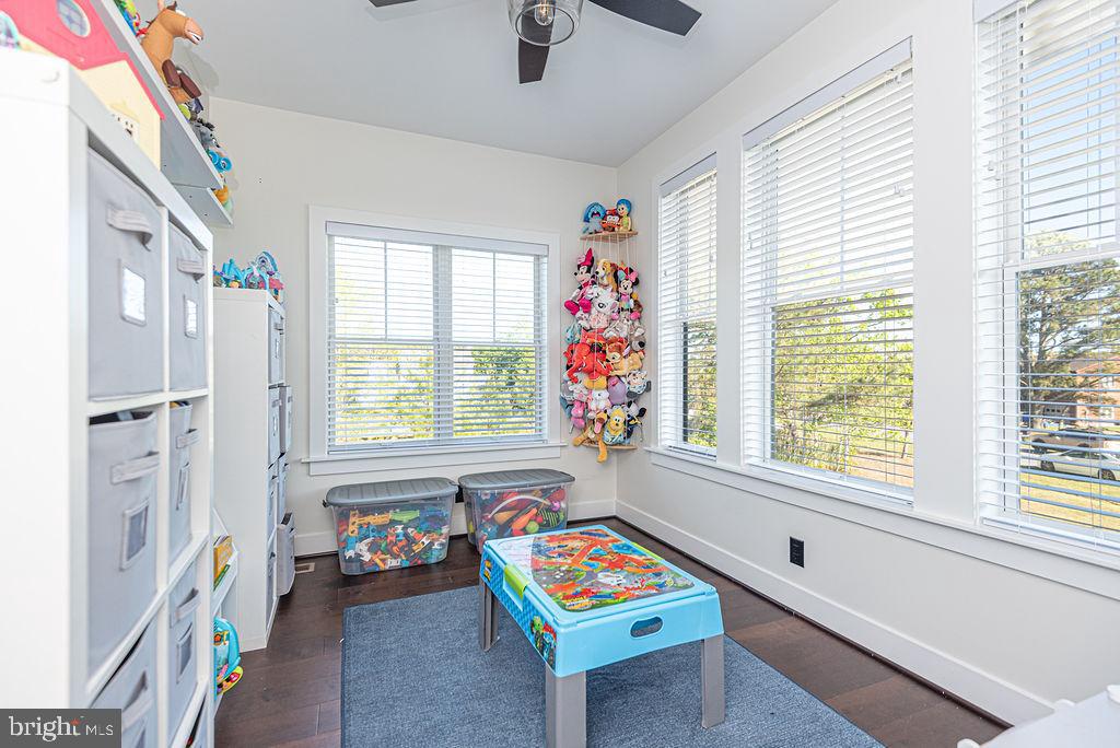 BAY VIEW ESTATES - Residential