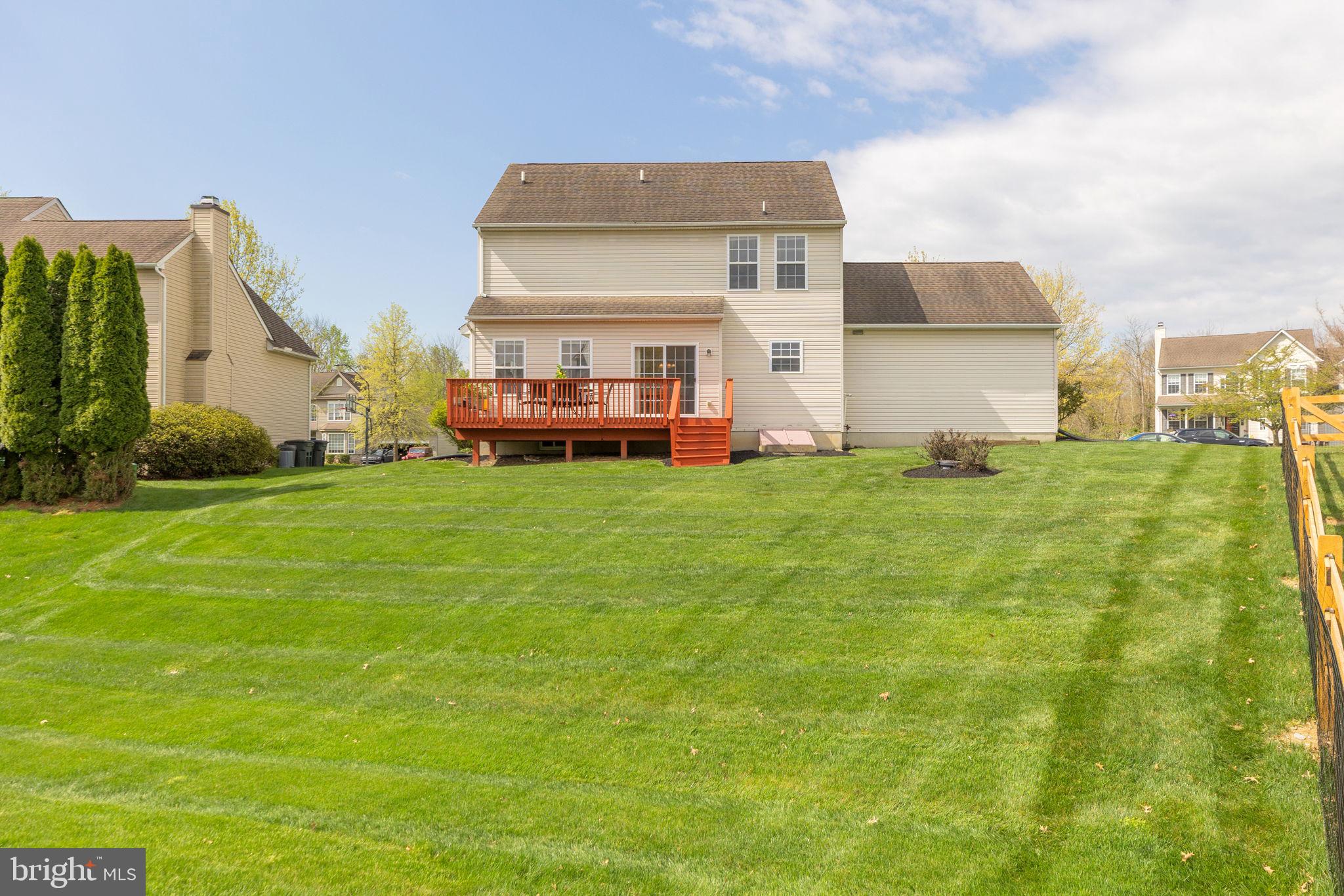 WOODS AT EDGES MILL - Residential