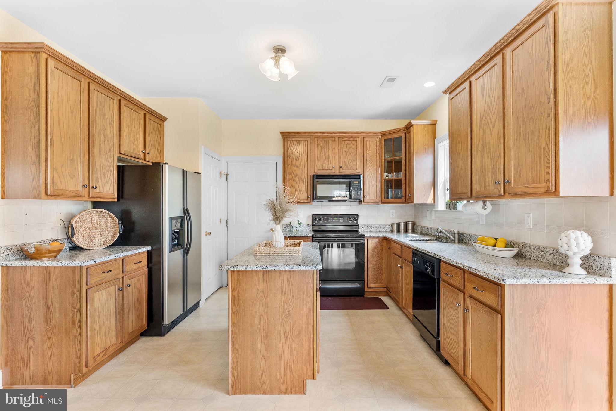 WOODS AT EDGES MILL - Residential