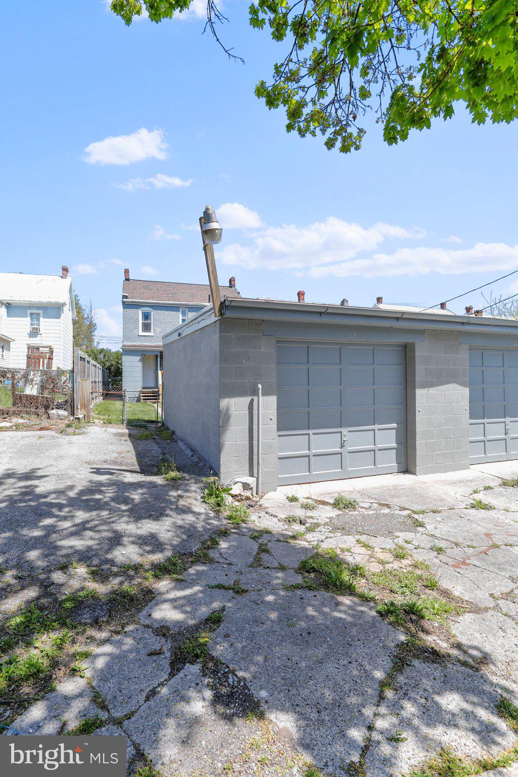 HAGERSTOWN - Residential