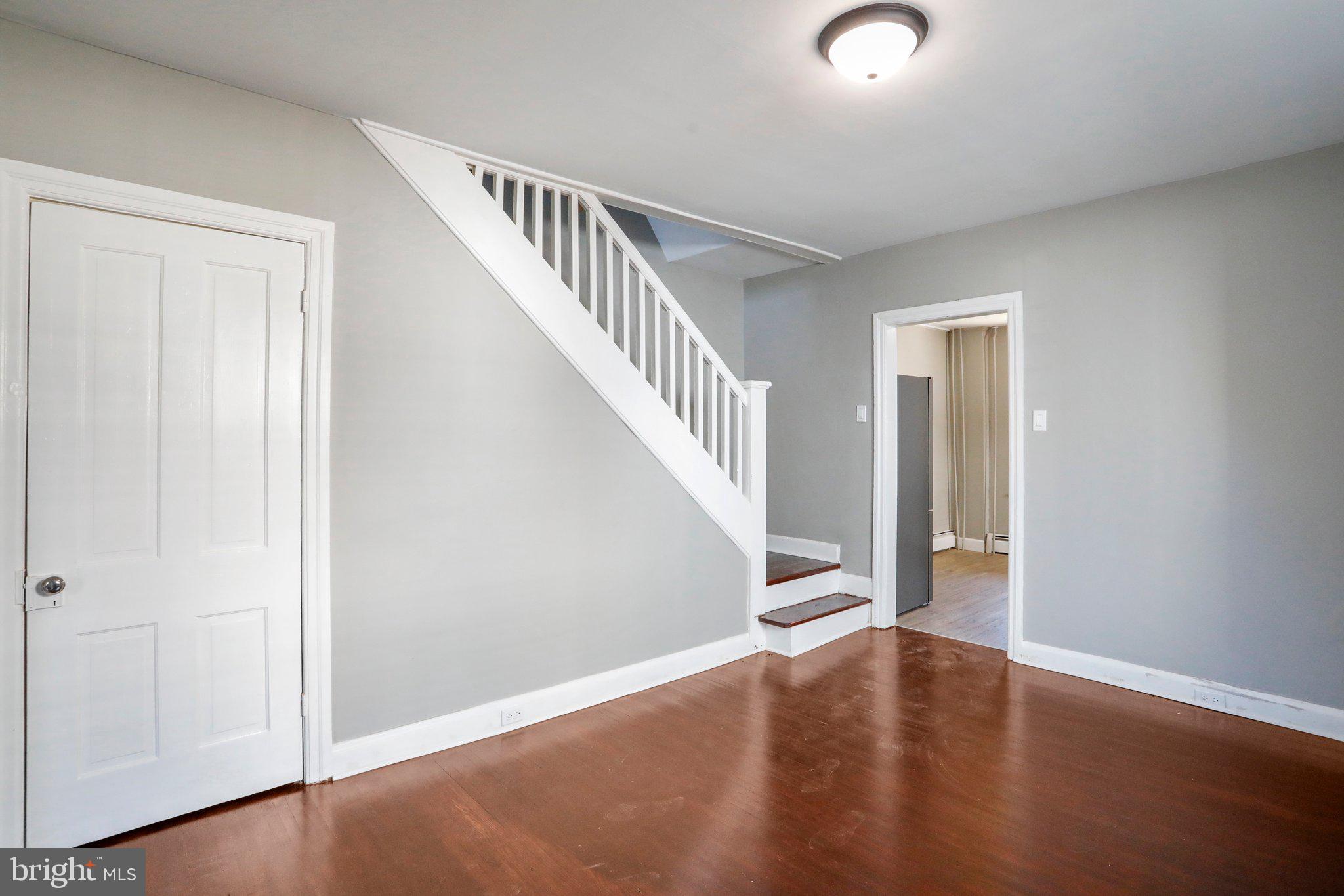 HAGERSTOWN - Residential