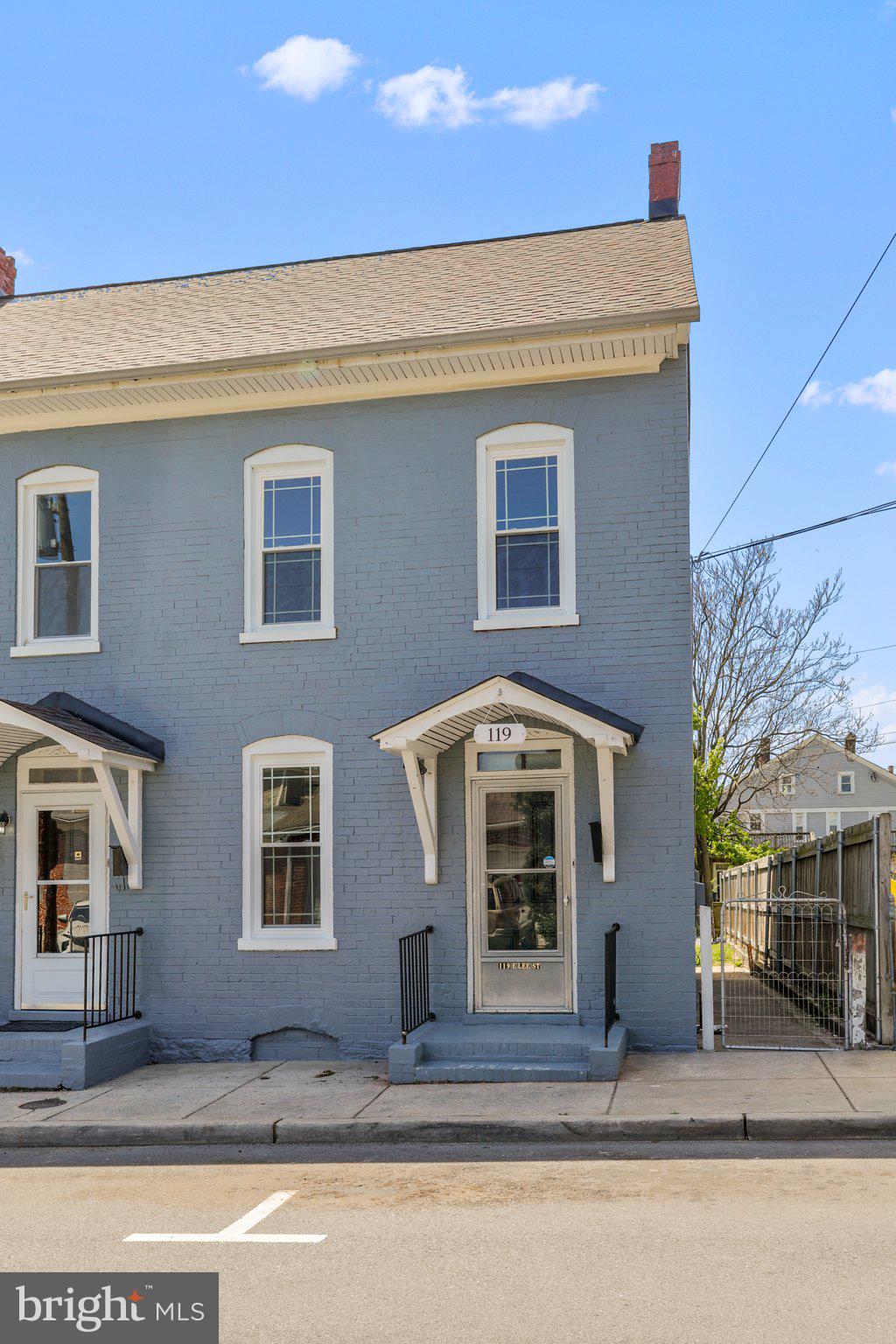 HAGERSTOWN - Residential