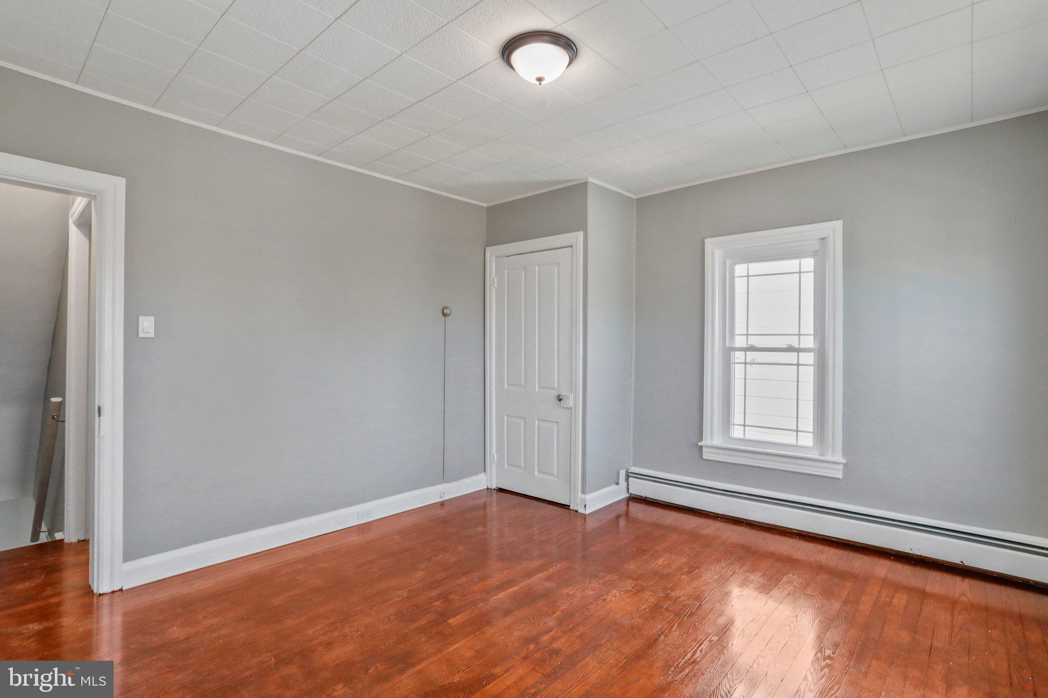 HAGERSTOWN - Residential