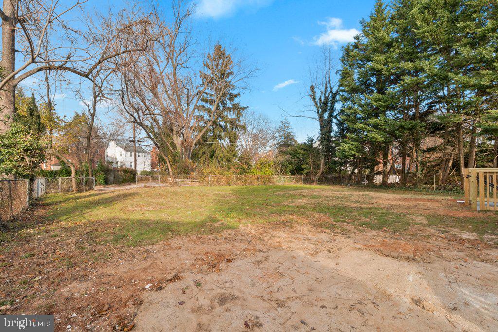 PIKESVILLE - Residential