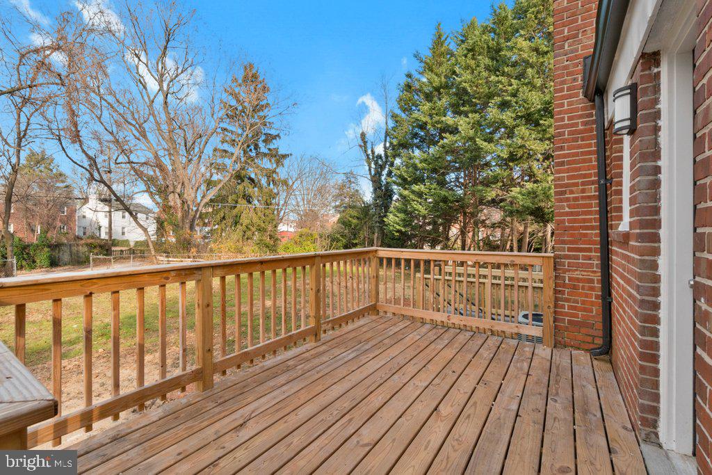 PIKESVILLE - Residential