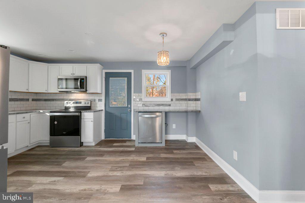 PIKESVILLE - Residential