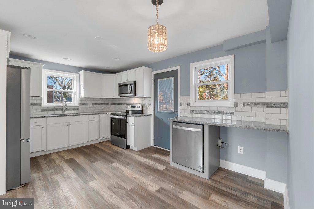 PIKESVILLE - Residential