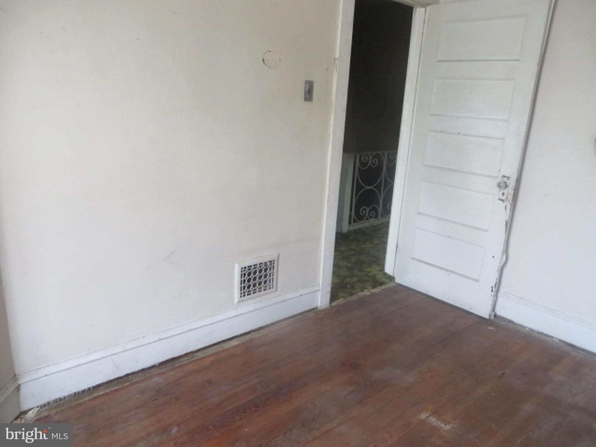 PHILADELPHIA (SOUTHWEST) - Residential