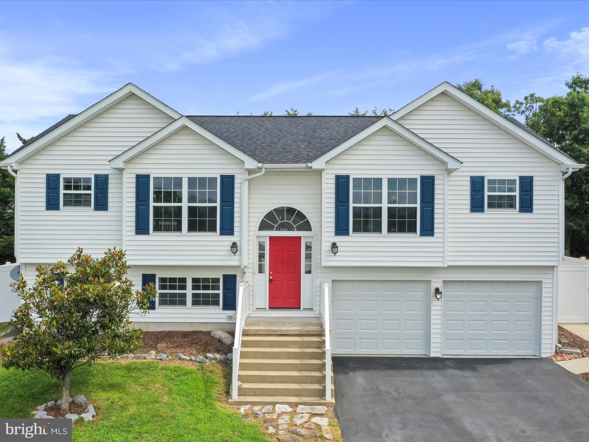 43 HANSBERRY COURT