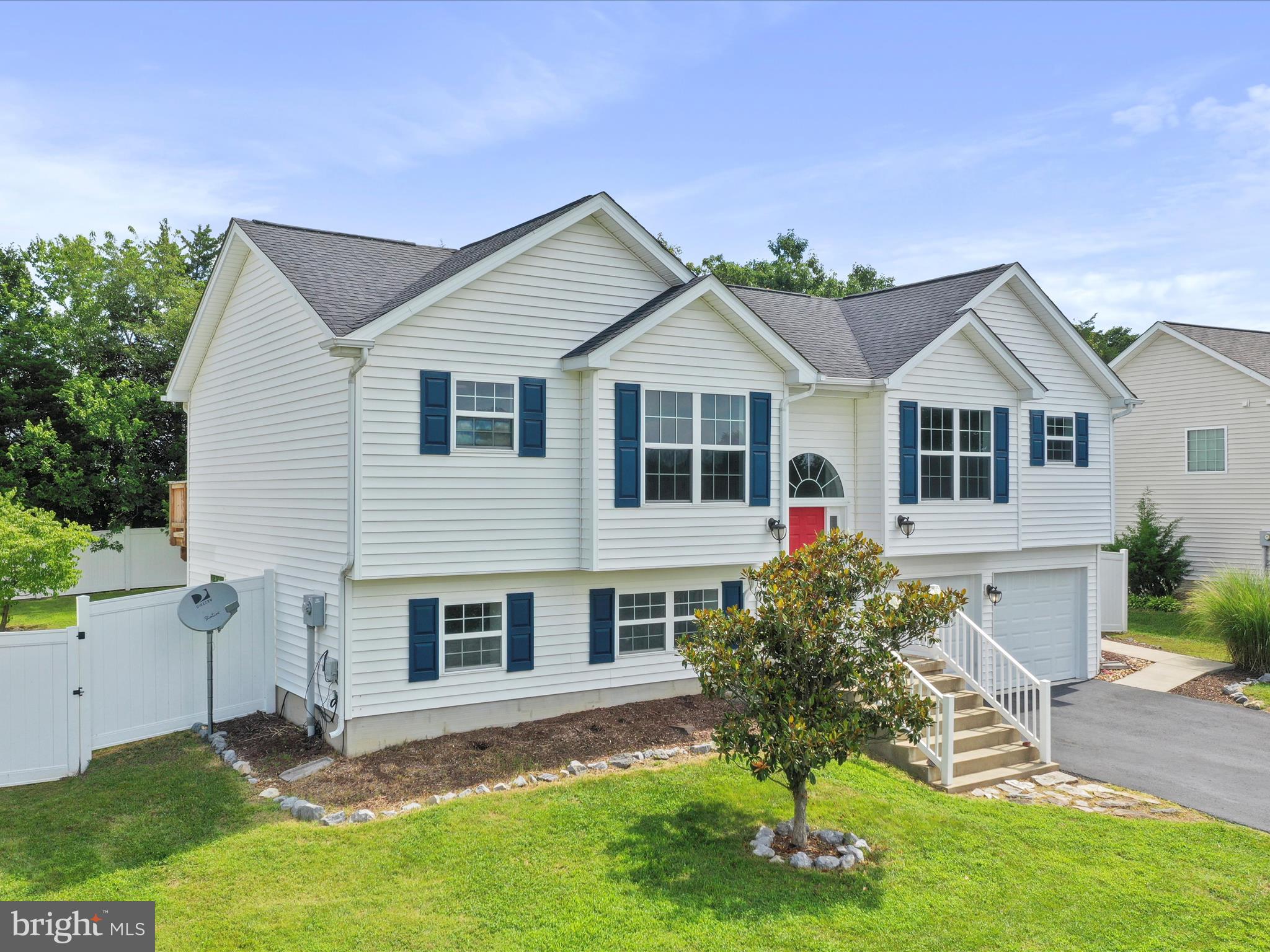 43 HANSBERRY COURT