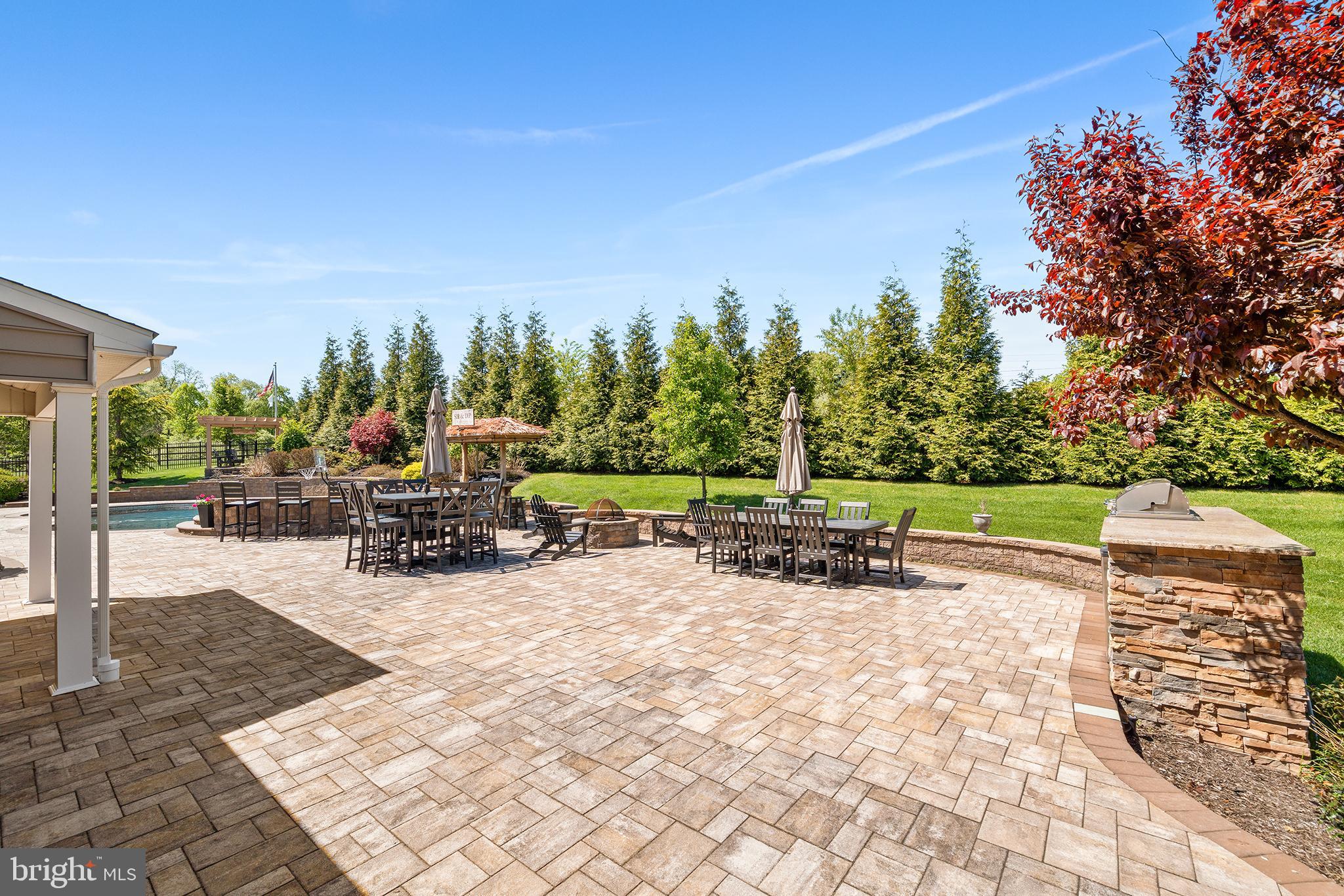 APPLEWOOD ESTATES - Residential