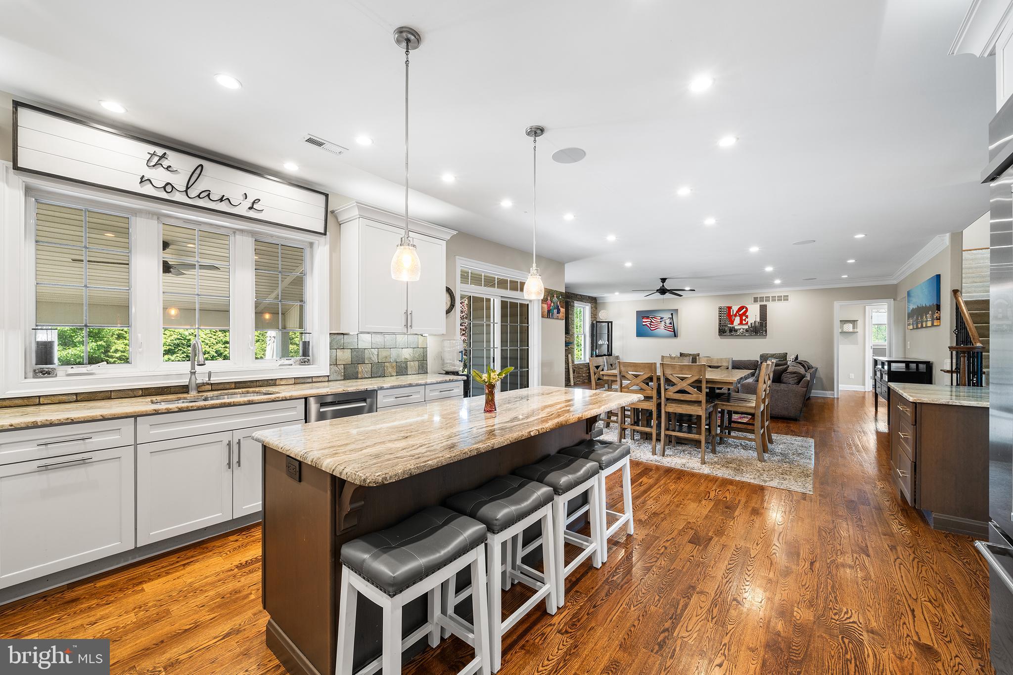 APPLEWOOD ESTATES - Residential
