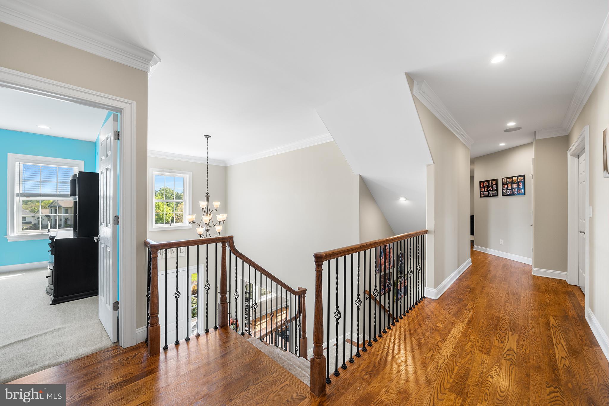 APPLEWOOD ESTATES - Residential