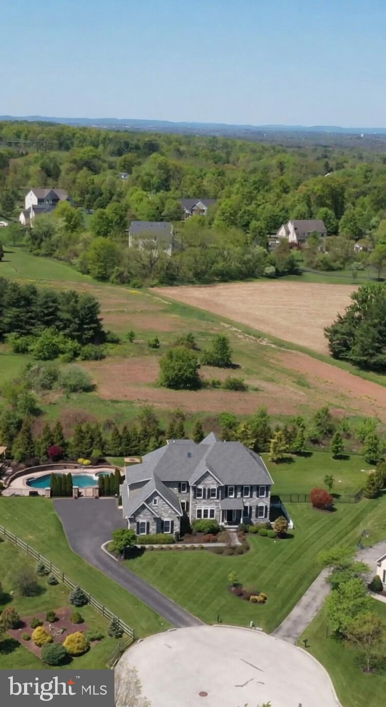 APPLEWOOD ESTATES - Residential
