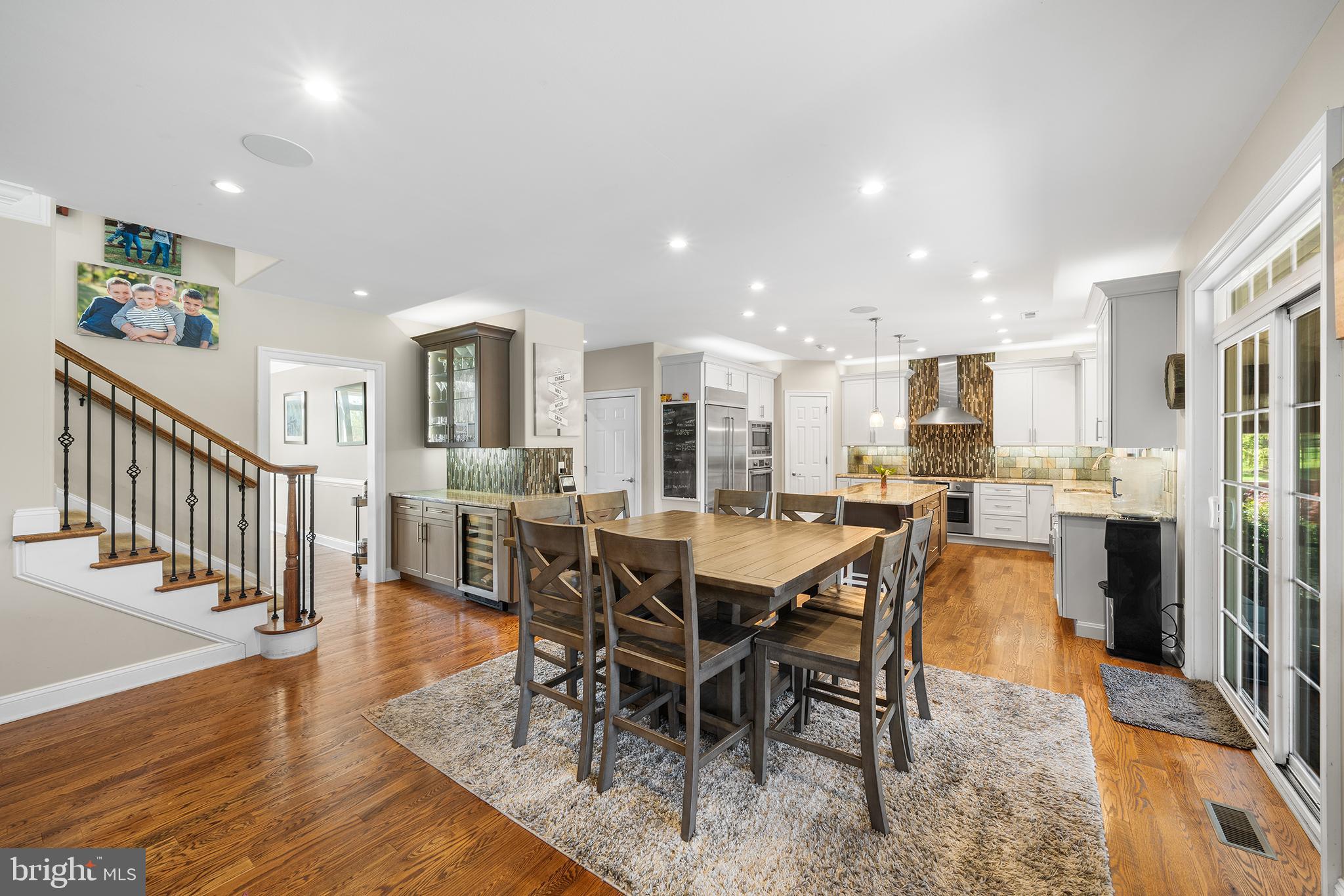 APPLEWOOD ESTATES - Residential