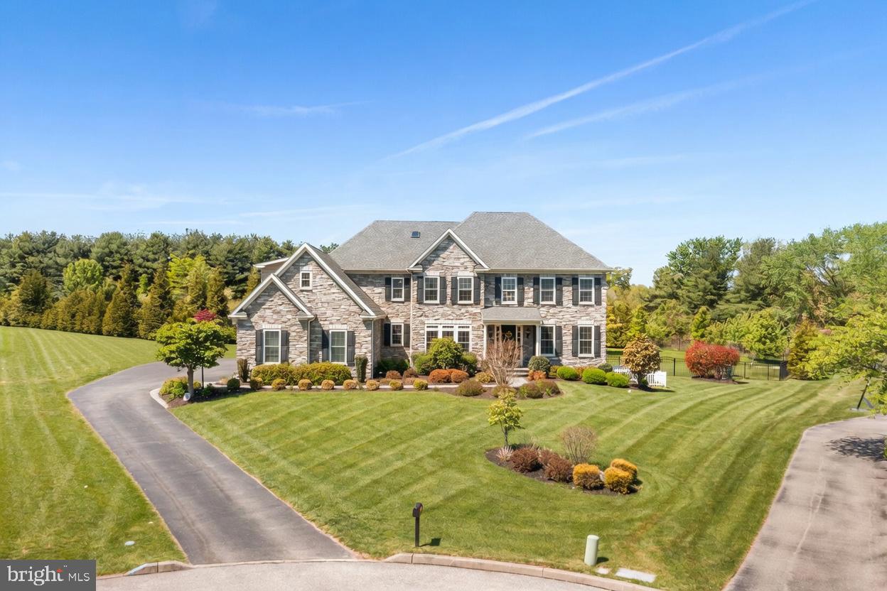 APPLEWOOD ESTATES - Residential