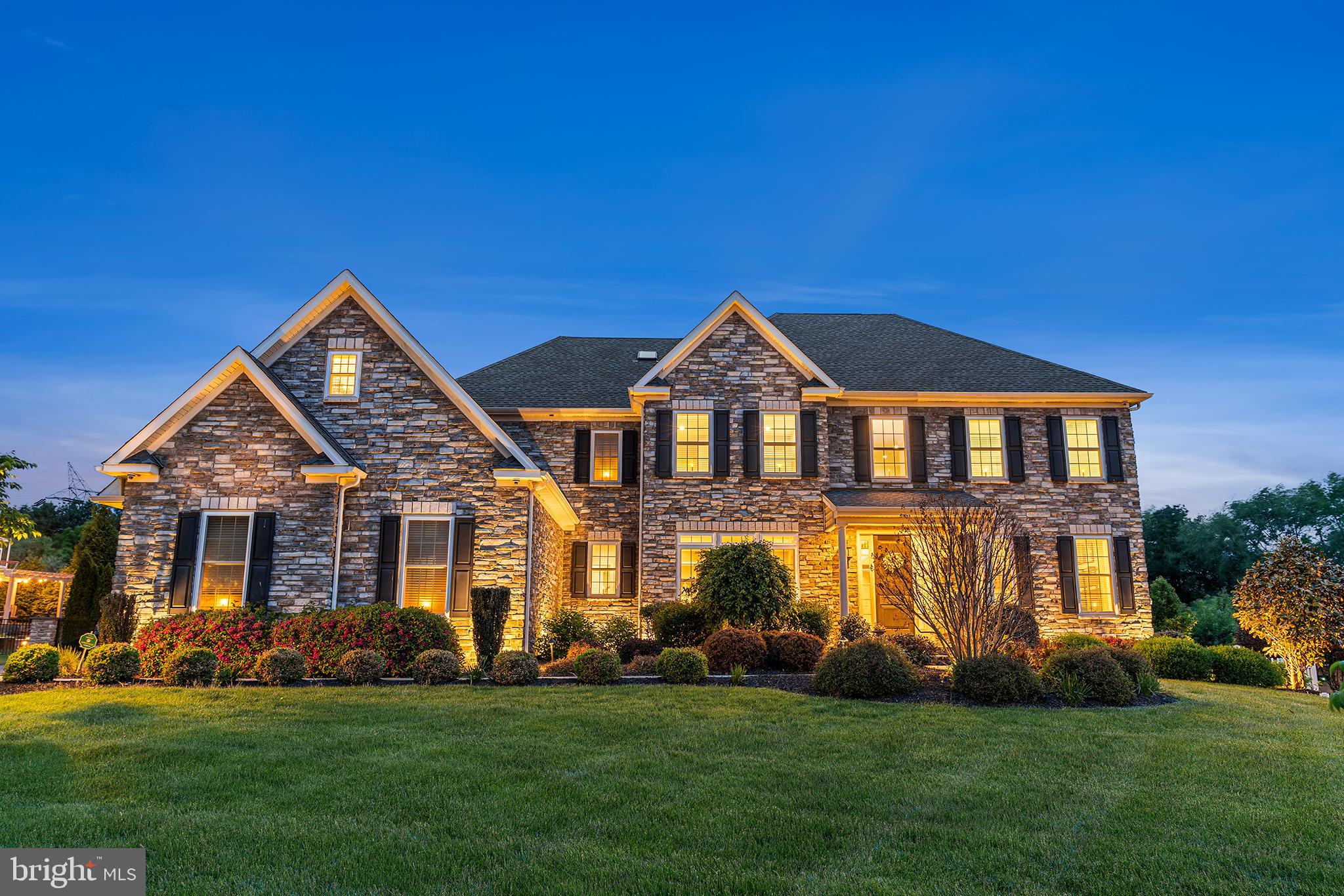 APPLEWOOD ESTATES - Residential
