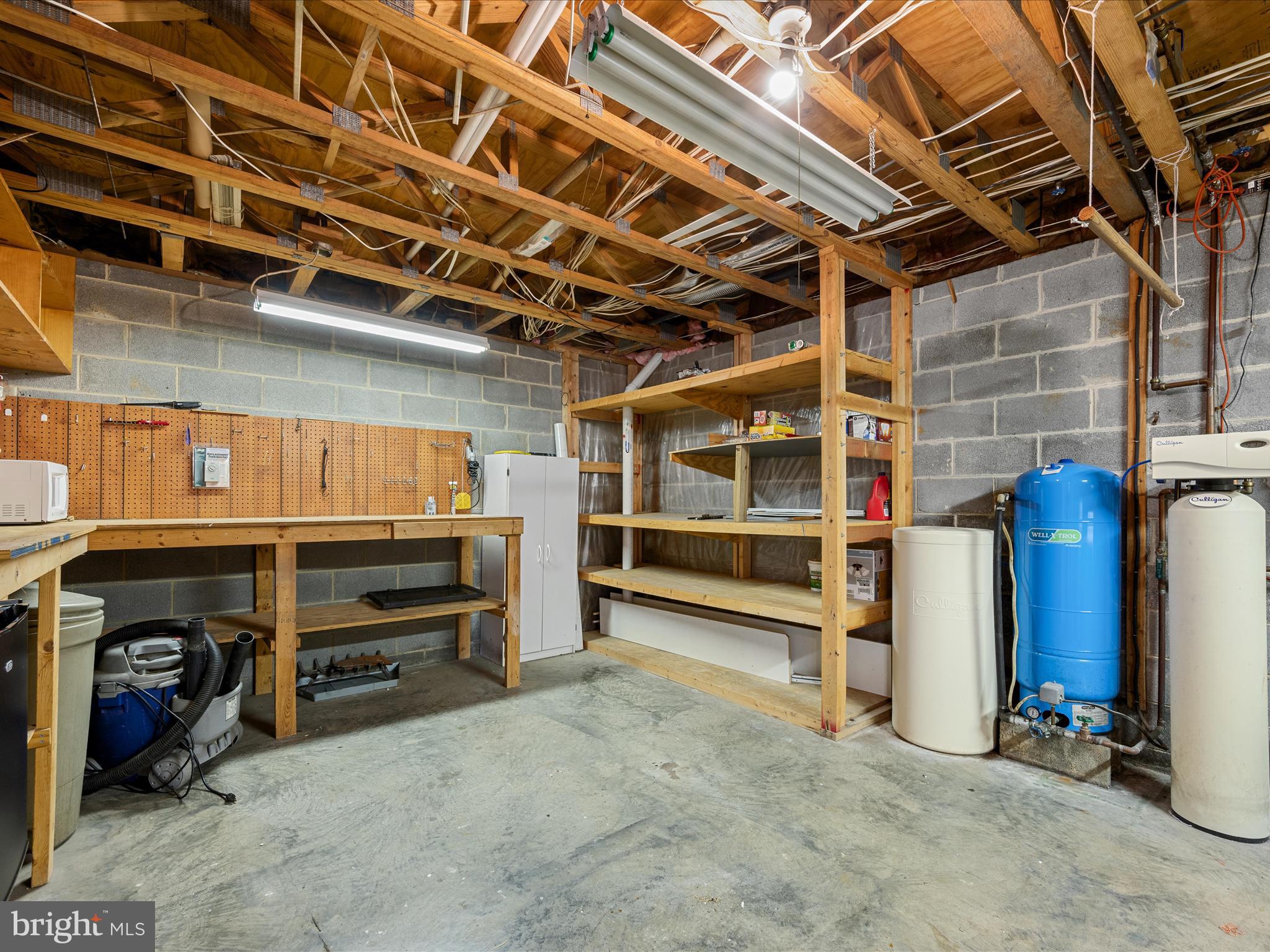 WELLTOWN ACRES - Residential