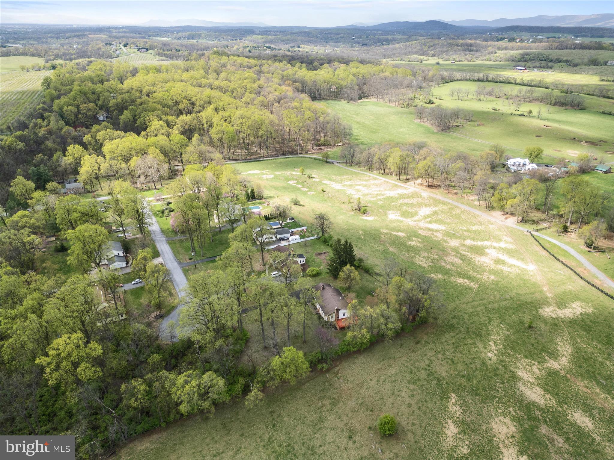 WELLTOWN ACRES - Residential