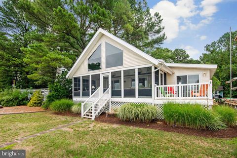 Homes For Sale - 36 Teal Circle<br/> OCEAN PINES, MD 21811
