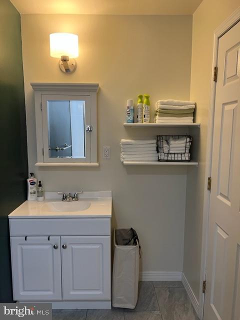 CHINATOWN - Commercial Sale