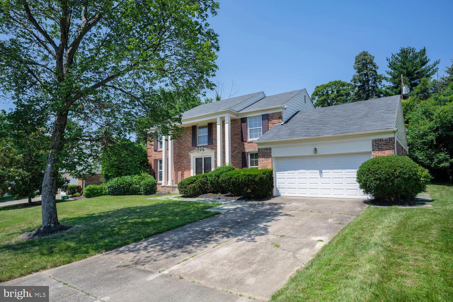 11124 HUNT CLUB DRIVE