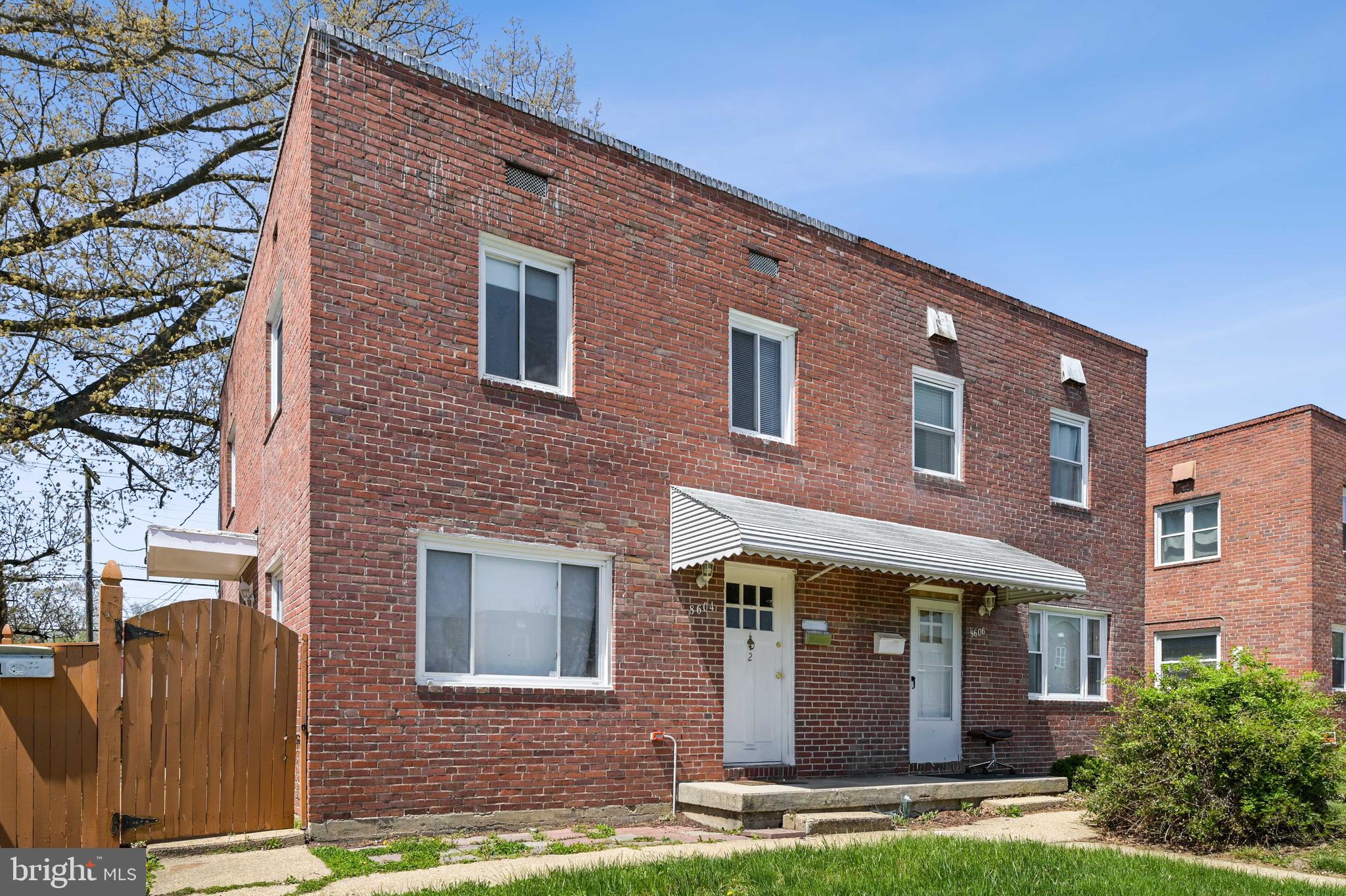 PARKVILLE - Residential Lease