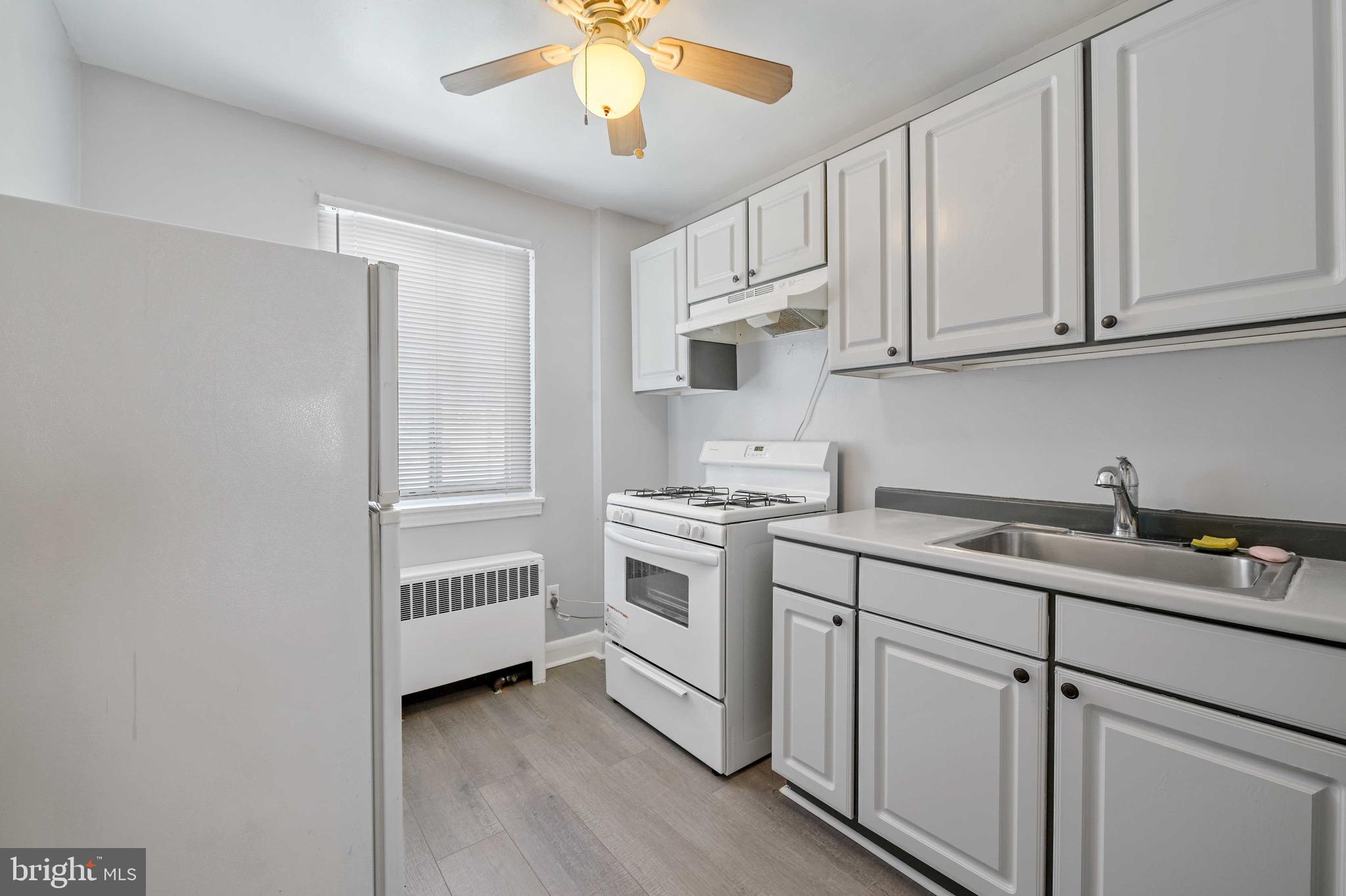 PARKVILLE - Residential Lease